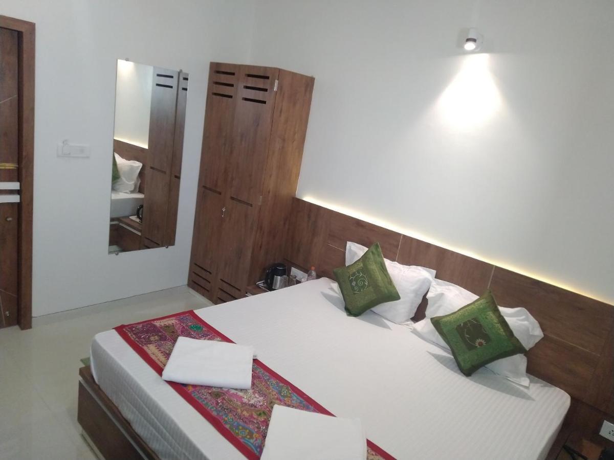 Hotel Aapni Haveli Jaisalmer Zewnętrze zdjęcie