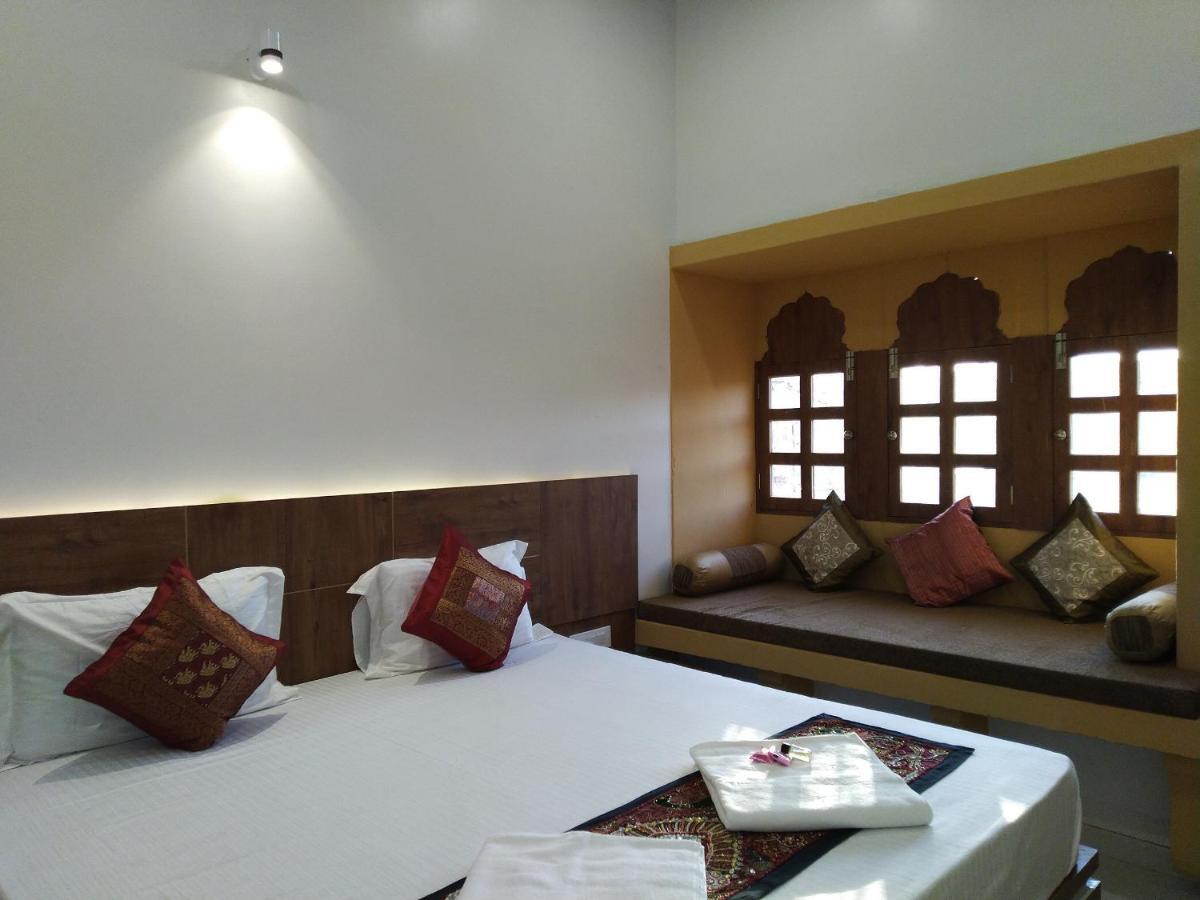 Hotel Aapni Haveli Jaisalmer Zewnętrze zdjęcie